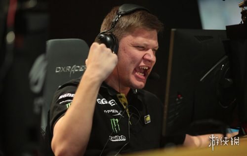 Oh My God 官方：与上单选手 Hery 续约；