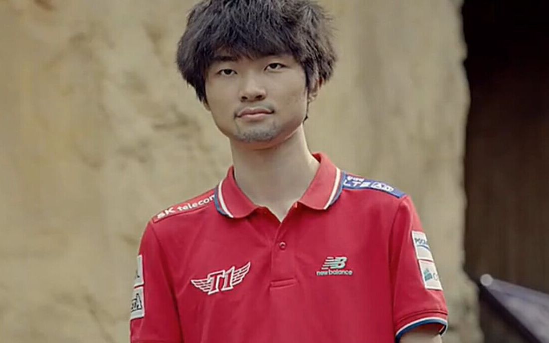 apEX 在赢得 BLAST.tv Austin Major 2025 后履行了他的承诺，剃了光头